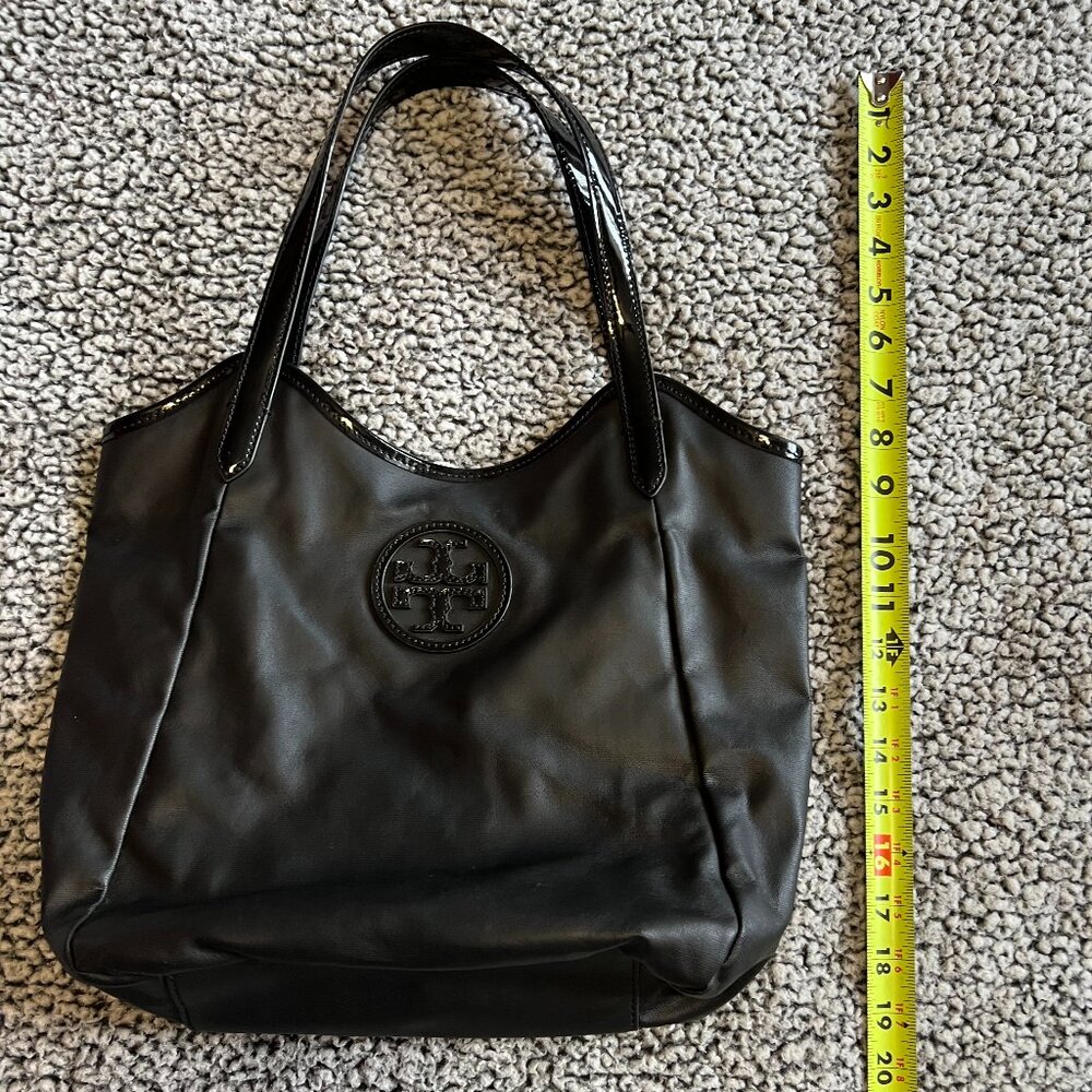 Tory Burch Solid Black Shoulder Bag - image 1